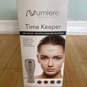 Numiere 2 face Micro-current therapy facial device